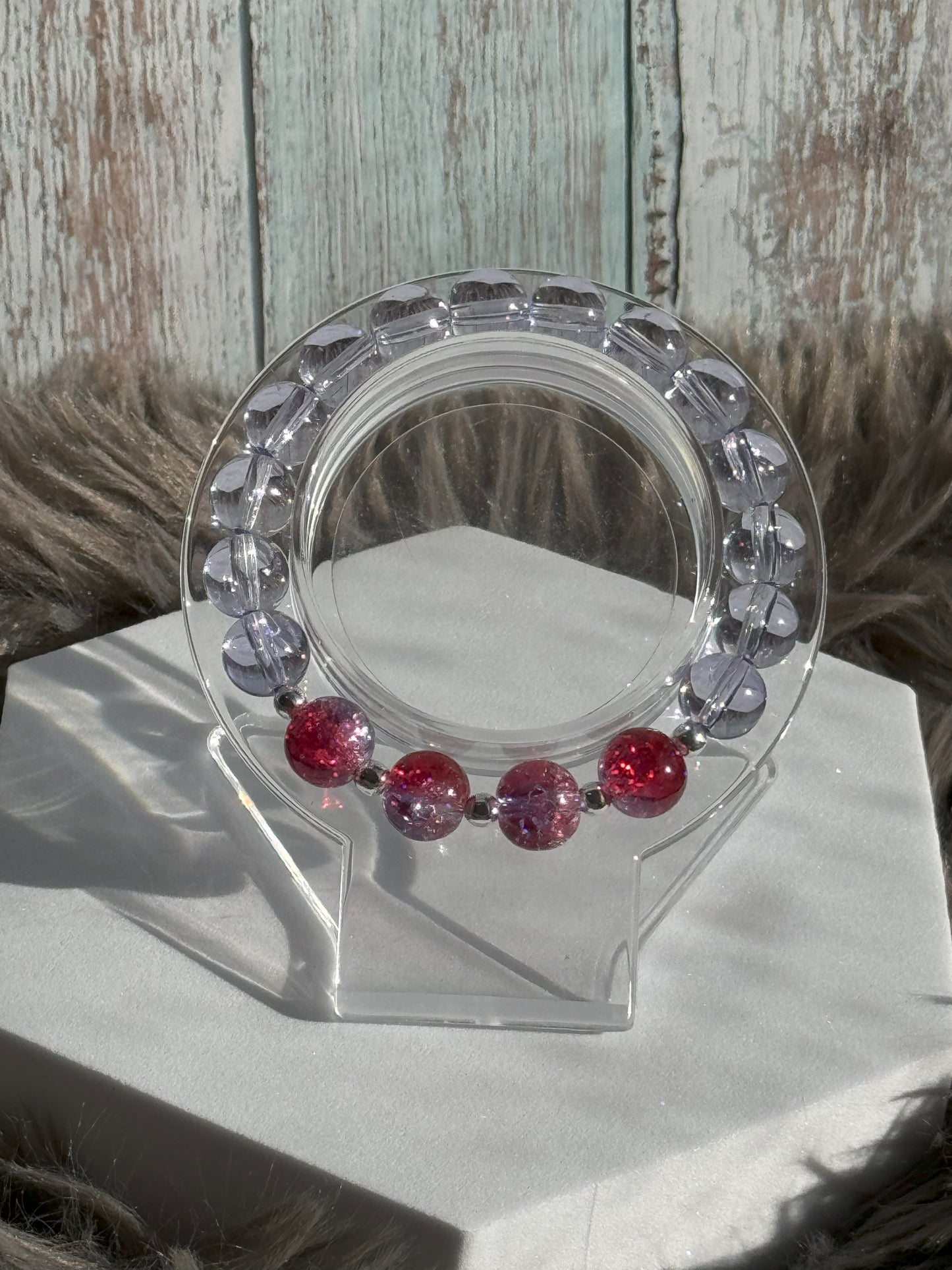 7" Clear Purple and Red/Purple Crackle Glass Beaded Bracelet (10mm)