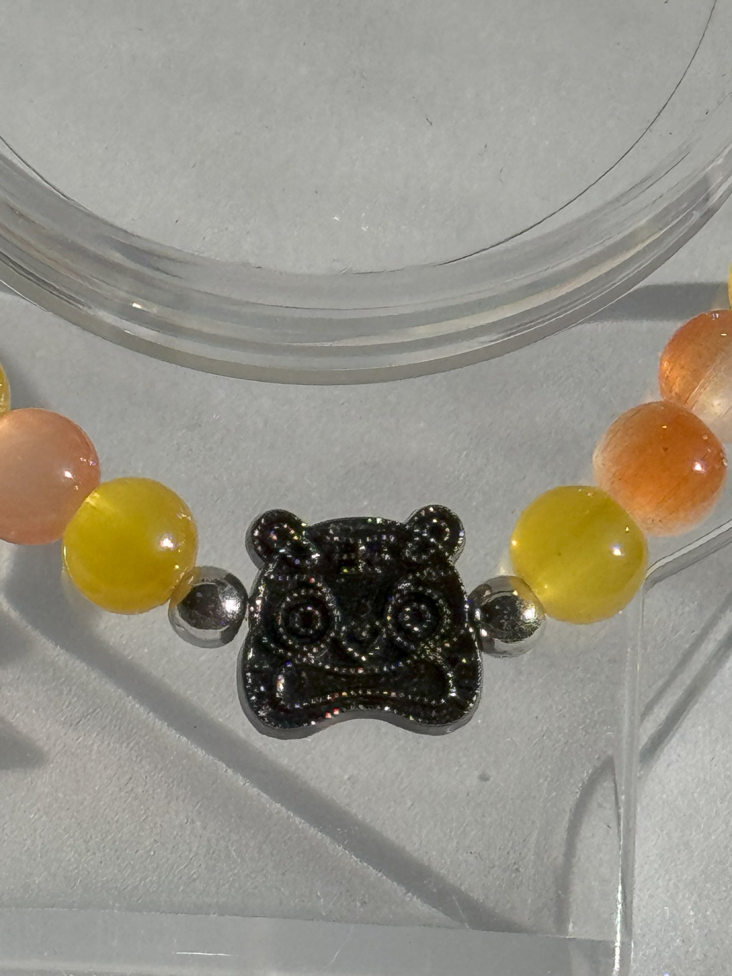 7" Yellow/Orange/Milky White Glass Beaded Bracelet (6mm)