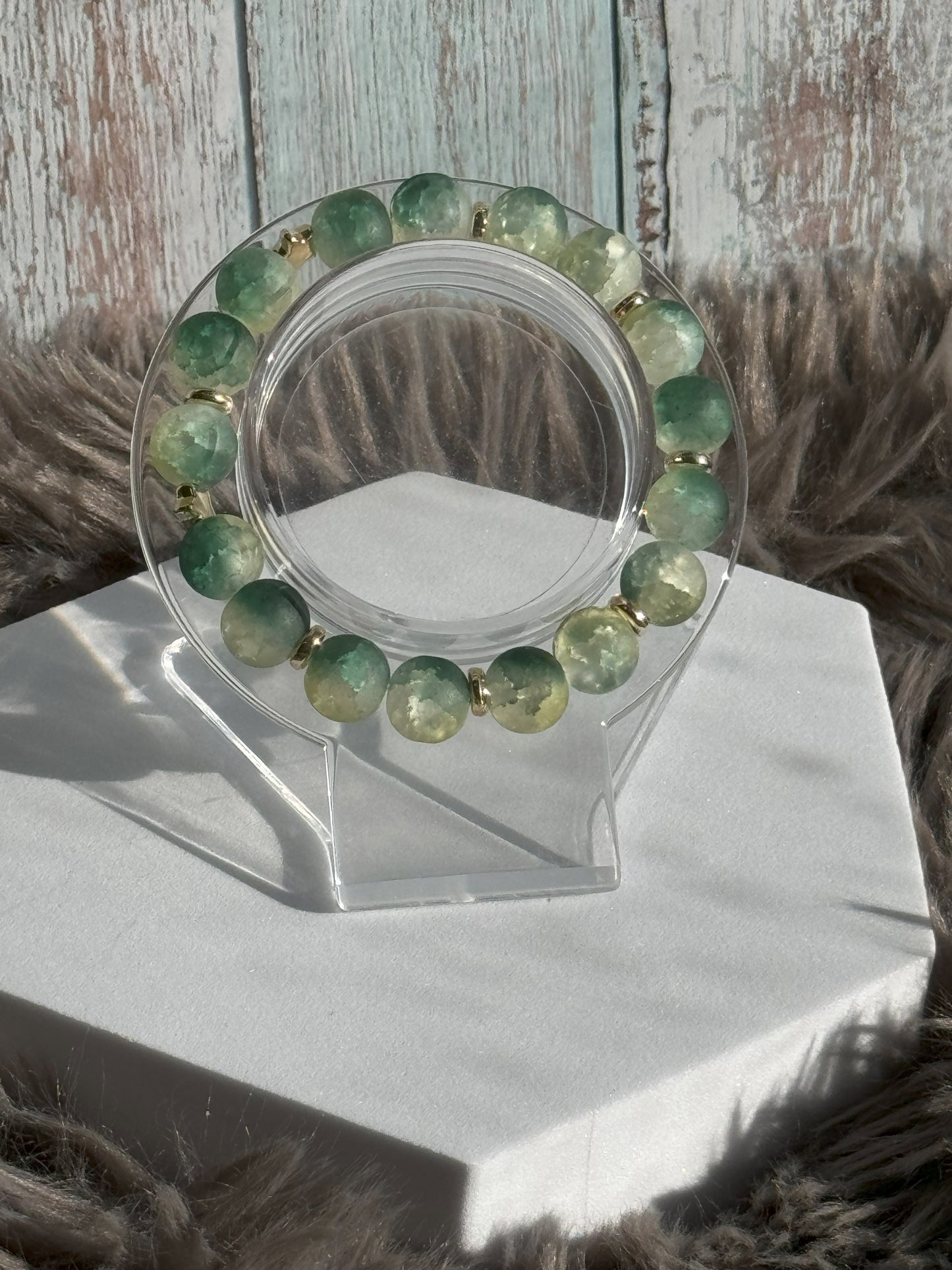 7" Green/Yellow/Clear Frosted Crackle Glass Beaded Bracelet (10mm)
