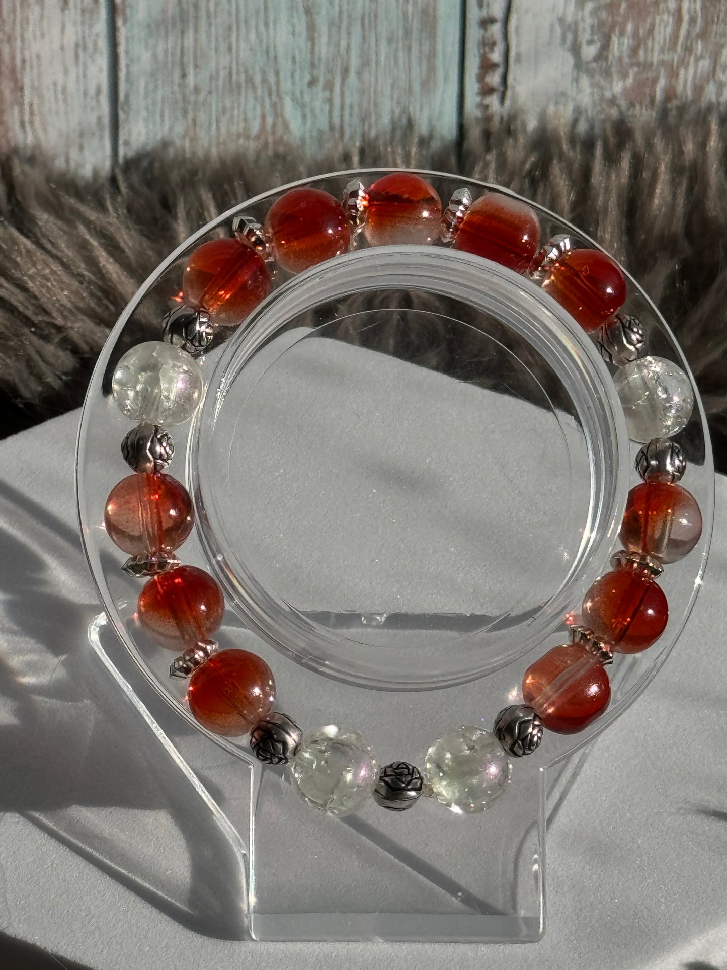 7 1/4" Red/Clear with Clear Crackle Glass Beaded Bracelet (10mm)