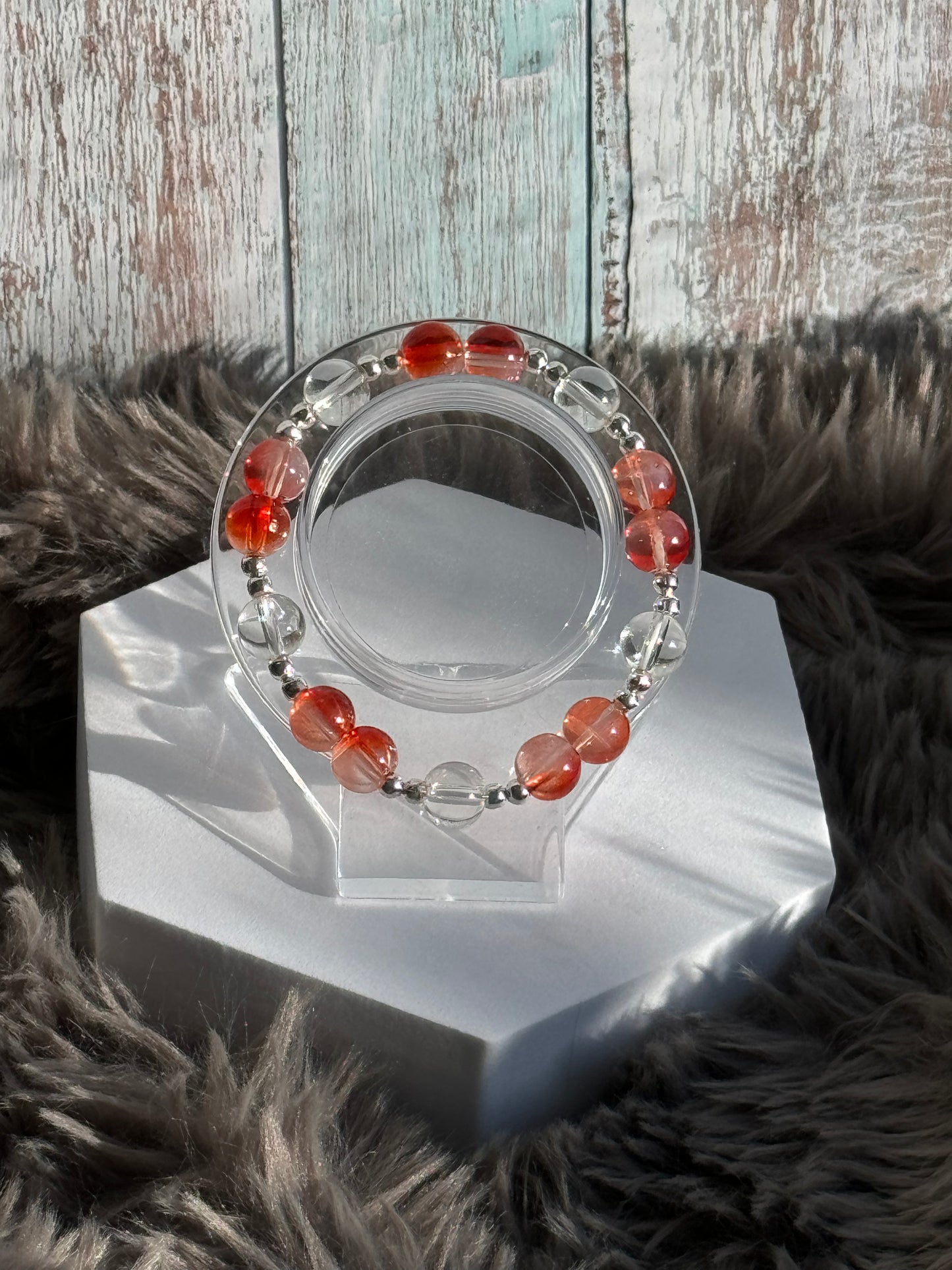 7 1/2" Red/Clear Glass Beaded Bracelet (10mm)