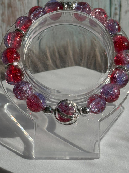7" Purple/Red Crackle Glass Beaded Bracelet (10mm)