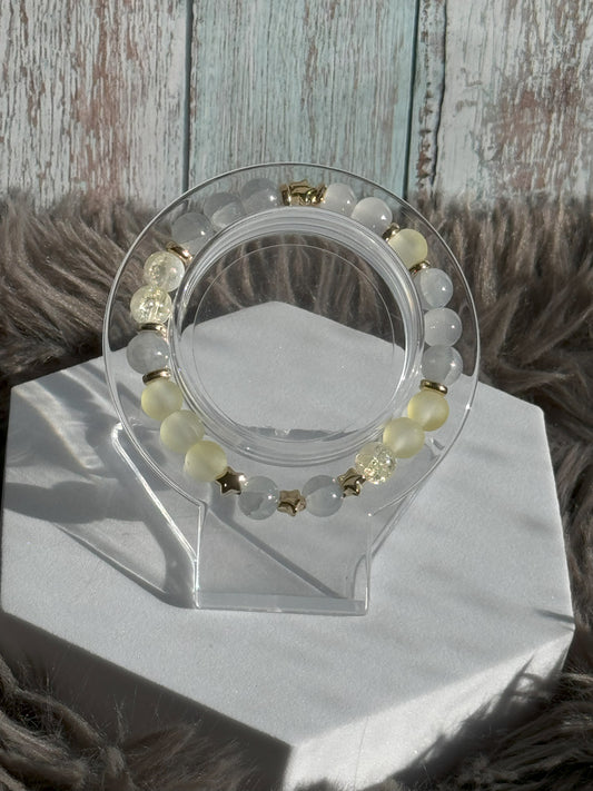 7" Light Frosted Yellow, Yellow/Milky White Crackle, Light Grey Glass Beaded Bracelet (8mm)