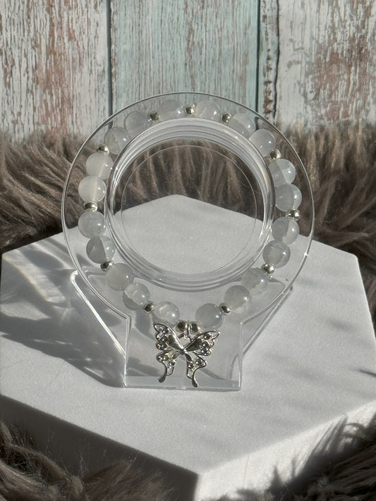 7" Grey Glass Beaded Bracelet (8mm)