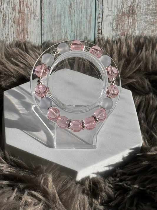 7 1/4" Clear Pink and Clear Frosted Glass Beaded Bracelet (10mm)