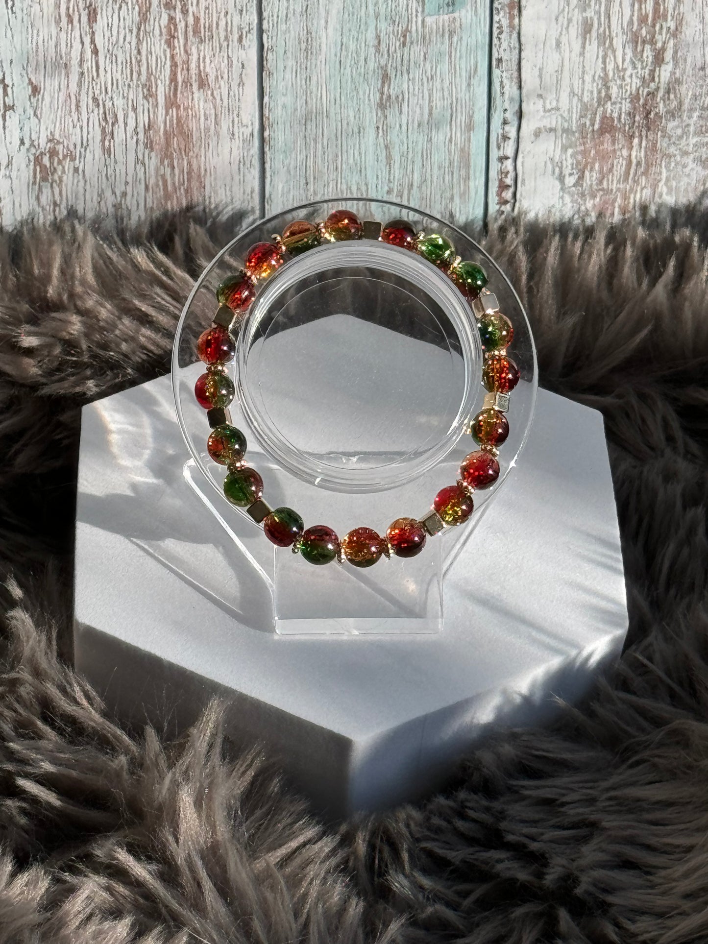 7 1/2" Green/Orange/Red Ombre Crackle Glass Beaded Bracelet (8mm)